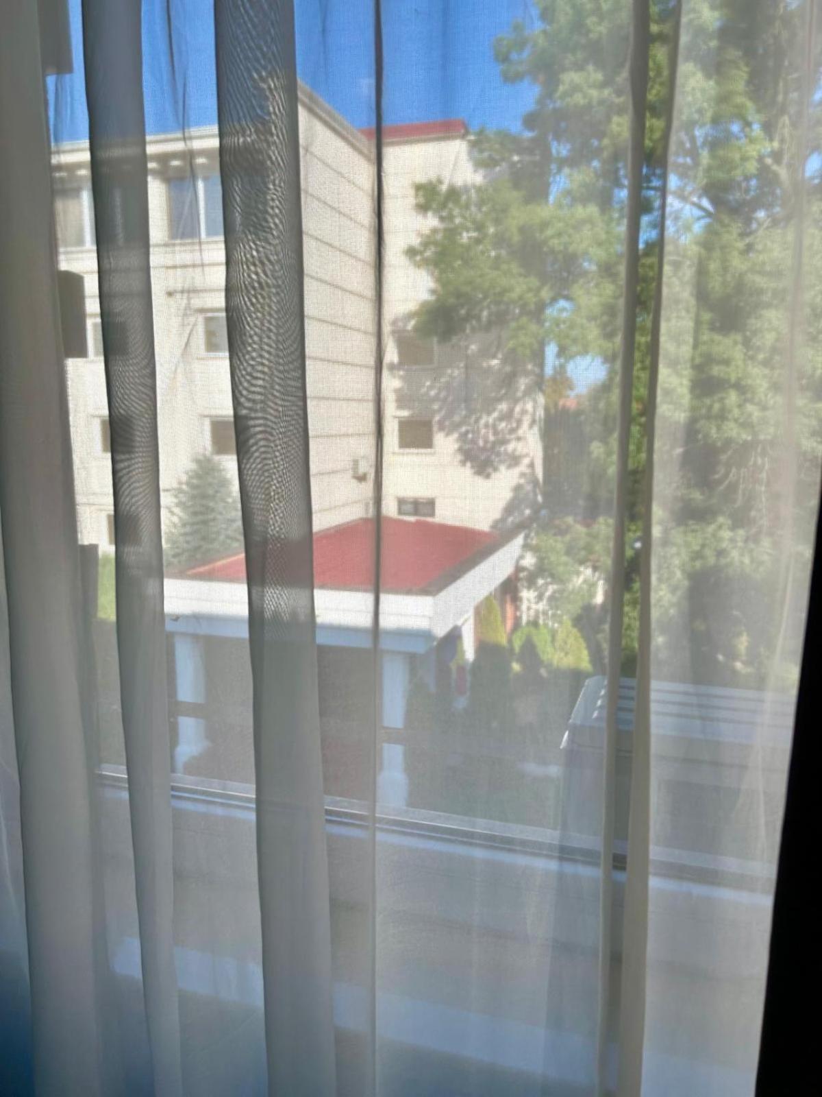 Hotel Pacific ティミショアラ エクステリア 写真
